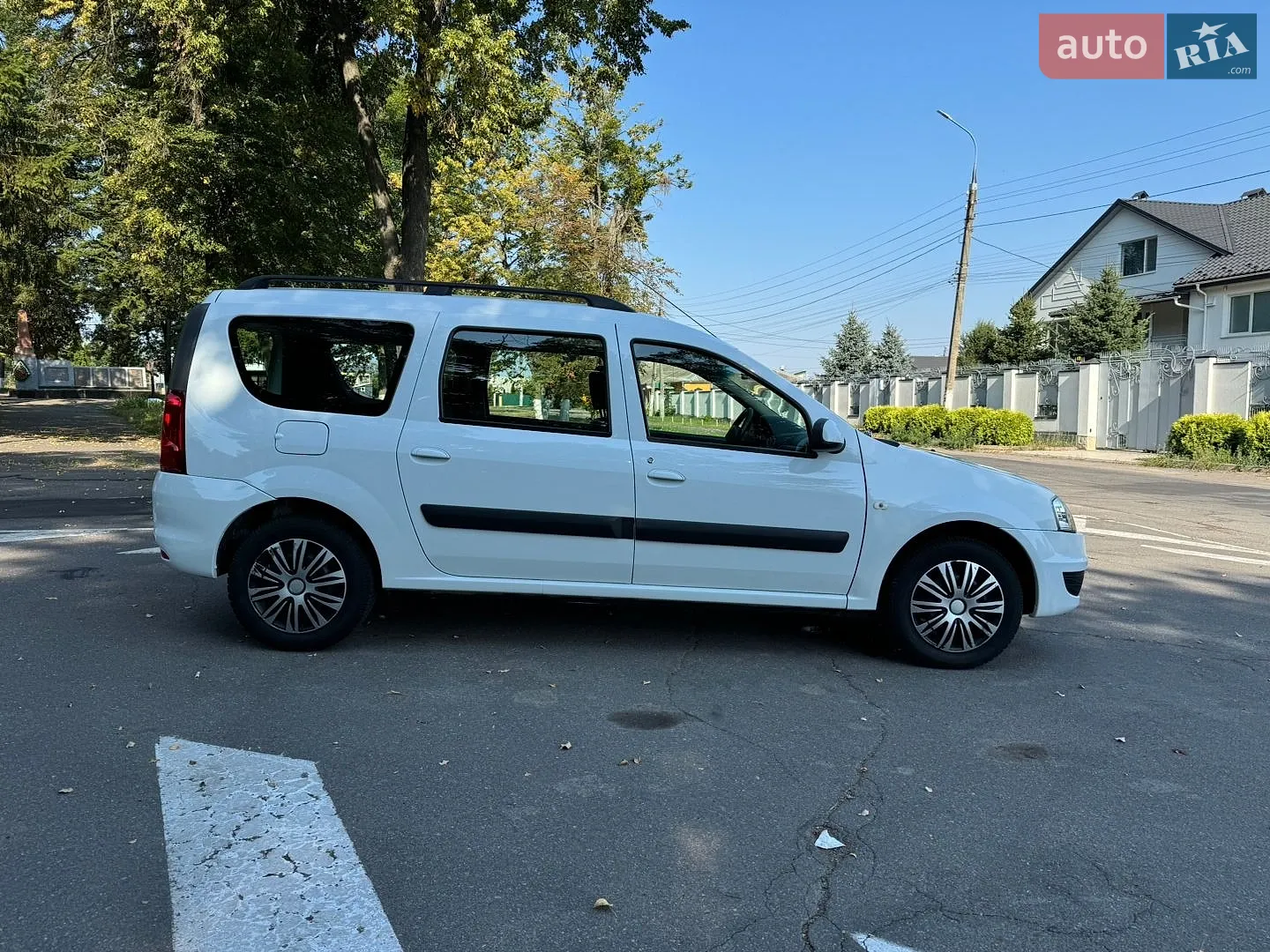 2011 Dacia Logan - мініатюра 12