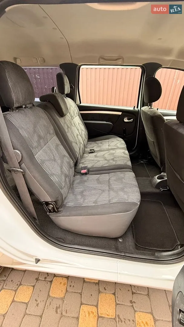 2010 Dacia Logan - мініатюра 28