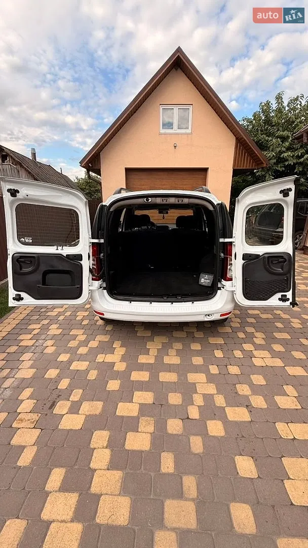 2010 Dacia Logan - мініатюра 34