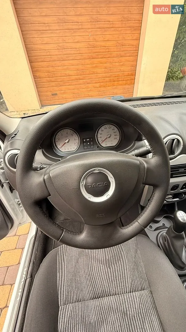 2010 Dacia Logan - мініатюра 29
