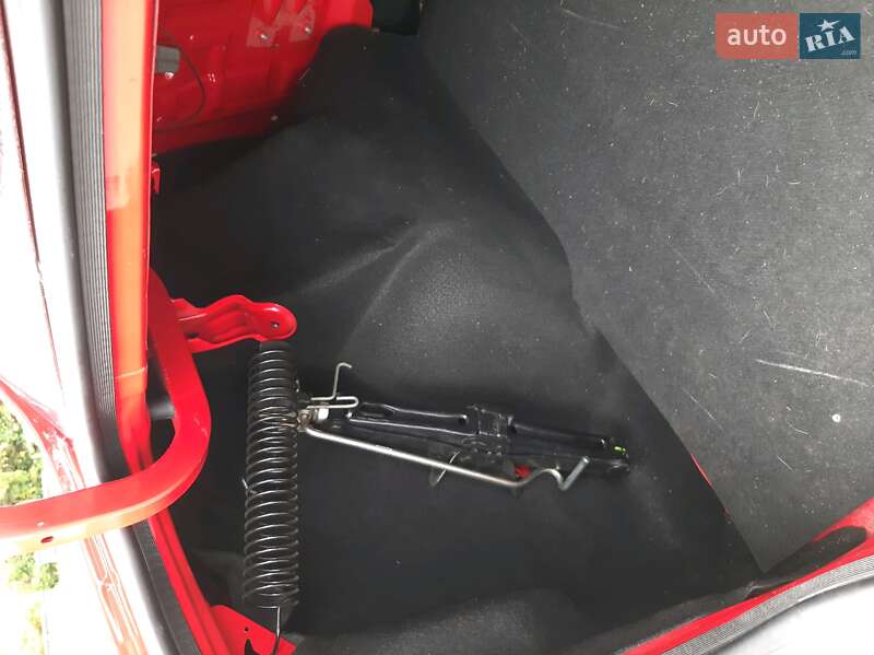 Седан Dacia Logan 2008 в Трускавці