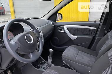 Універсал Dacia Logan 2009 в 