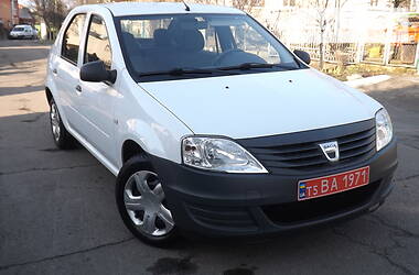 Седан Dacia Logan 2012 в 