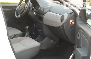 Седан Dacia Logan 2012 в 
