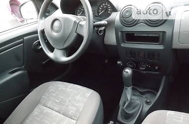 Седан Dacia Logan 2012 в 