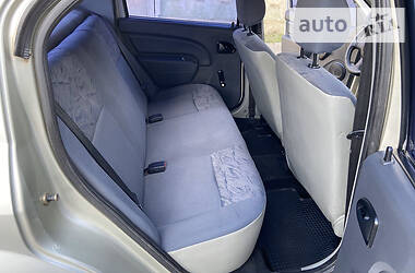Седан Dacia Logan 2006 в 
