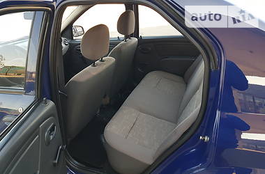 Седан Dacia Logan 2009 в 