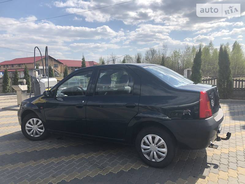 Седан Dacia Logan 2006 в Иршаве
