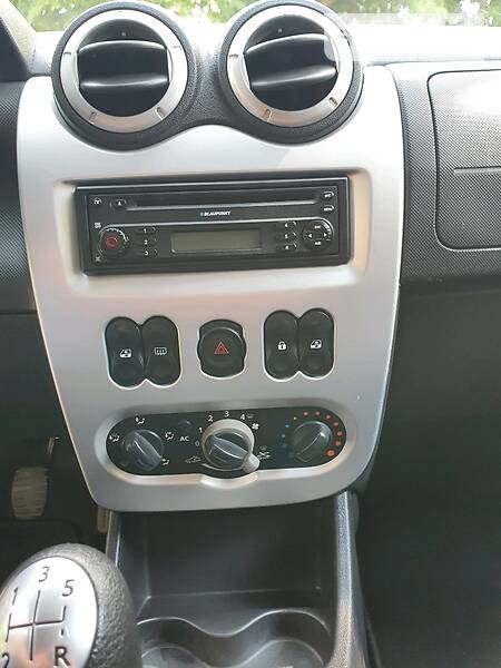 Універсал Dacia Logan 2009 в Полтаві