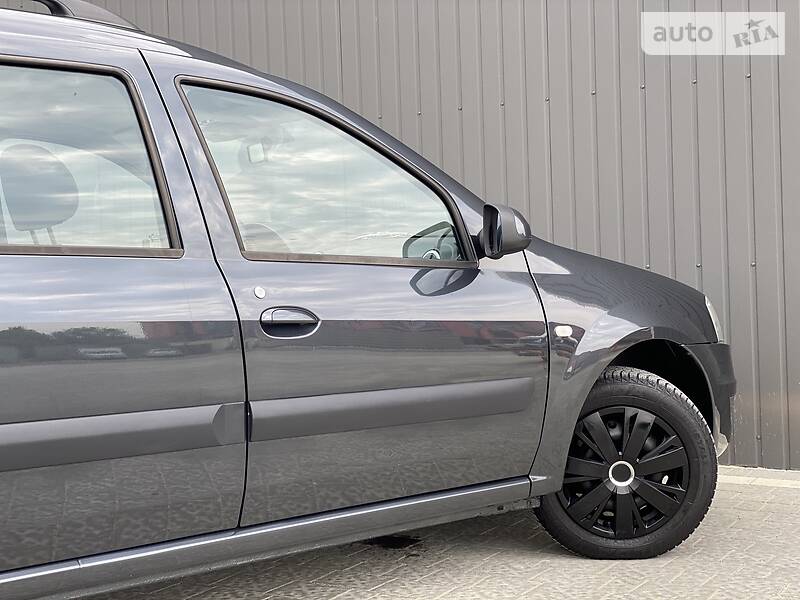 Универсал Dacia Logan 2009 в Дрогобыче