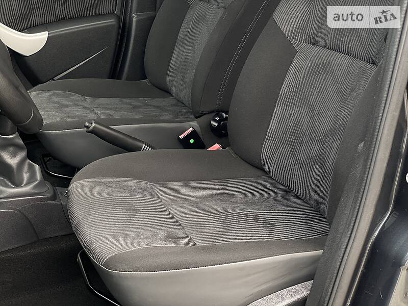 Универсал Dacia Logan 2009 в Дрогобыче