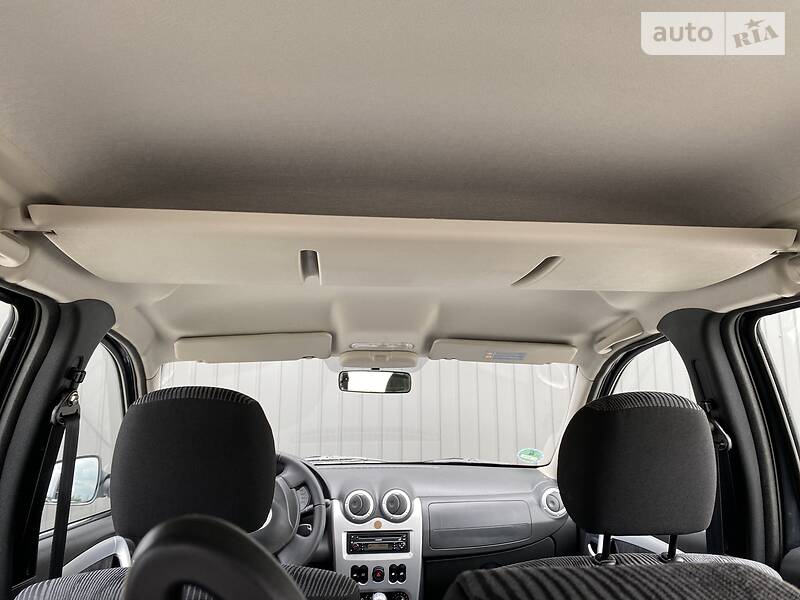 Универсал Dacia Logan 2009 в Дрогобыче