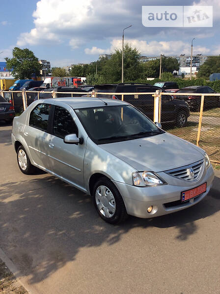 Седан Dacia Logan 2007 в Києві фото 4 Седан Dacia Logan 2007 в Києві