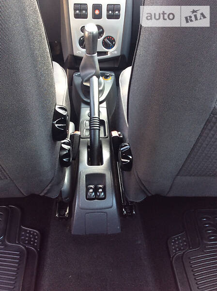 Седан Dacia Logan 2007 в Києві фото 13 Седан Dacia Logan 2007 в Києві