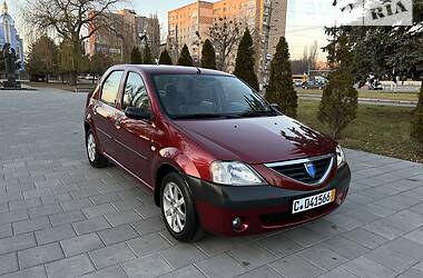 Седан Dacia Logan 2006 в Виннице