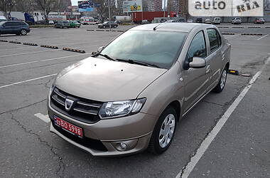 Седан Dacia Logan 2013 в Днепре