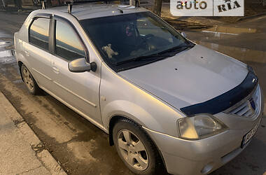 Седан Dacia Logan 2007 в Черновцах