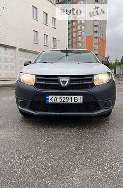 Седан Dacia Logan 2015 в Киеве