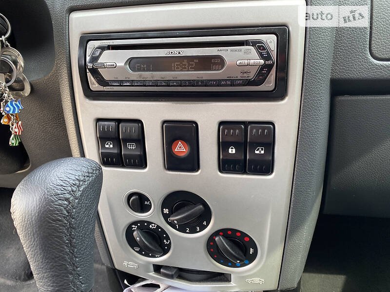 Мінівен Dacia Logan 2007 в Одесі