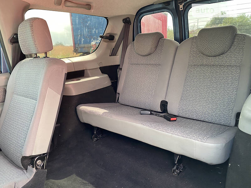 Мінівен Dacia Logan 2007 в Одесі