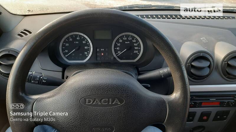 Седан Dacia Logan 2006 в Миколаєві