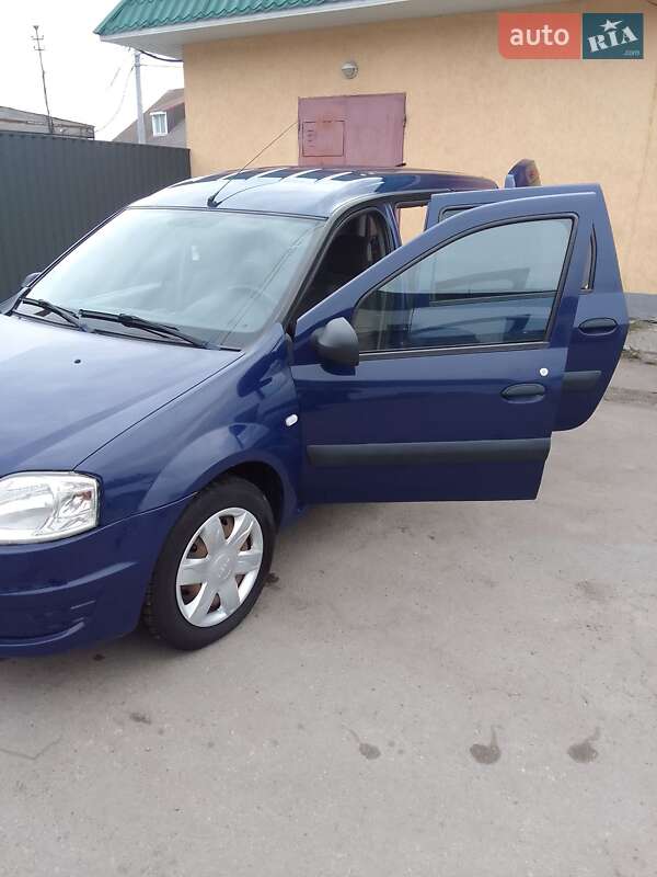 Універсал Dacia Logan 2009 в Житомирі