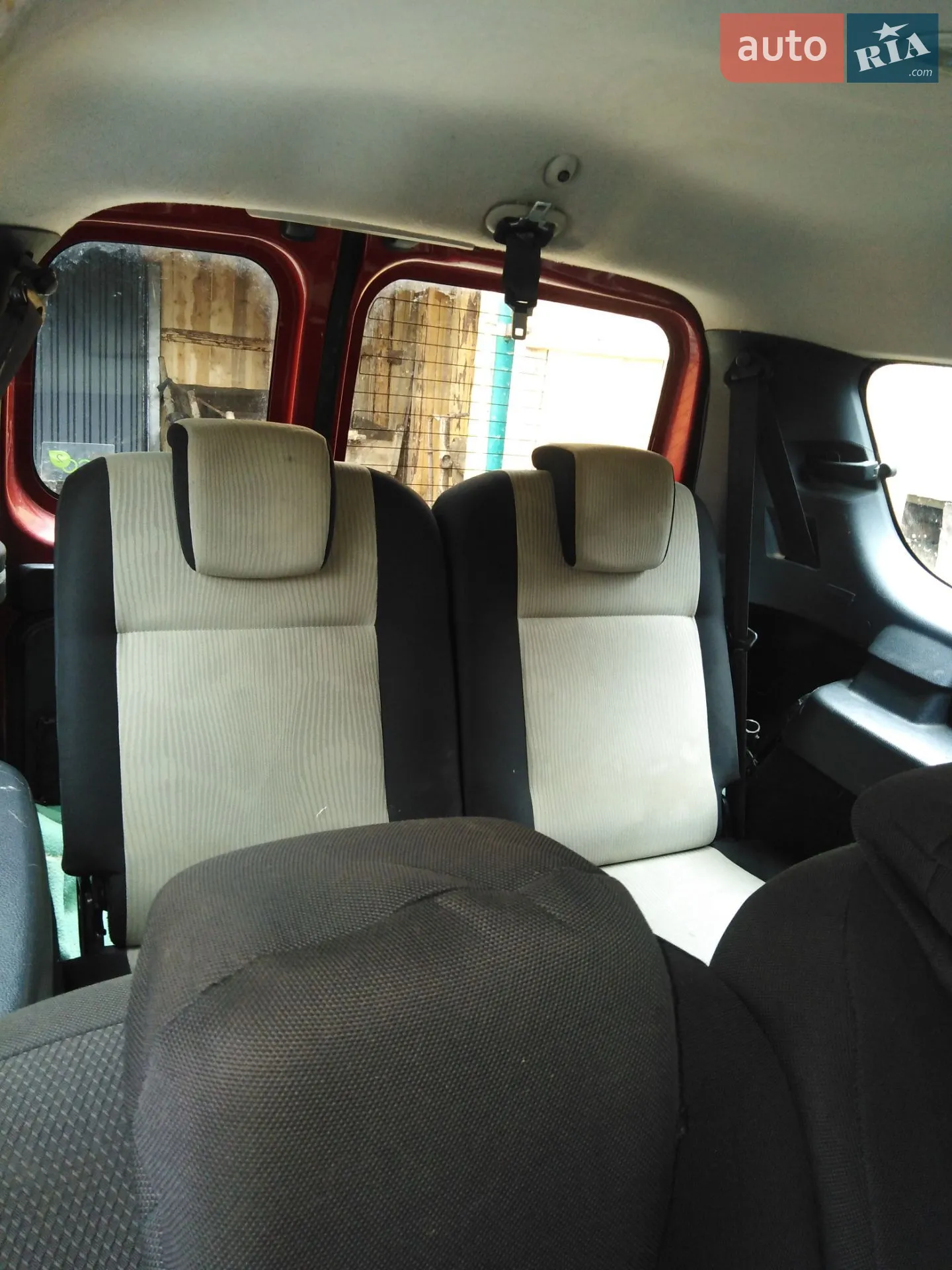 2011 Dacia Logan - мініатюра 30