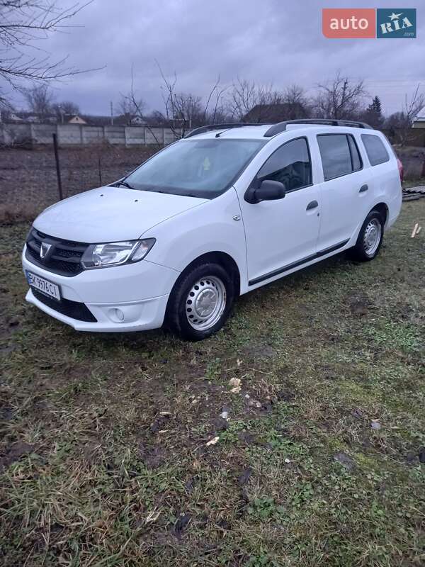 Седан Dacia Logan 2015 в Ровно