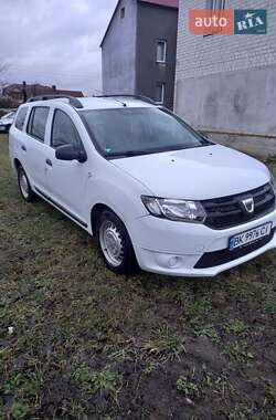 Седан Dacia Logan 2015 в Ровно