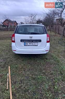 Седан Dacia Logan 2015 в Рівному