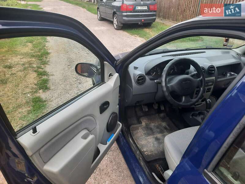 Седан Dacia Logan 2008 в Переяславі