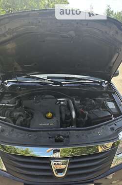 Седан Dacia Logan 2012 в 