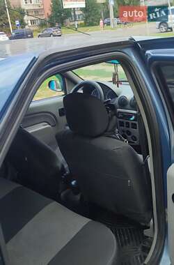 Седан Dacia Logan 2008 в 