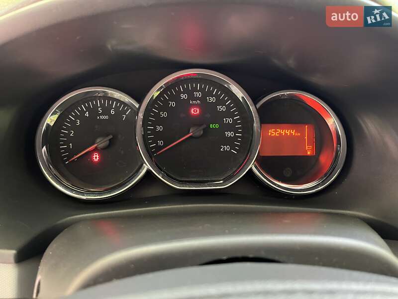 Седан Dacia Logan 2014 в Покрові