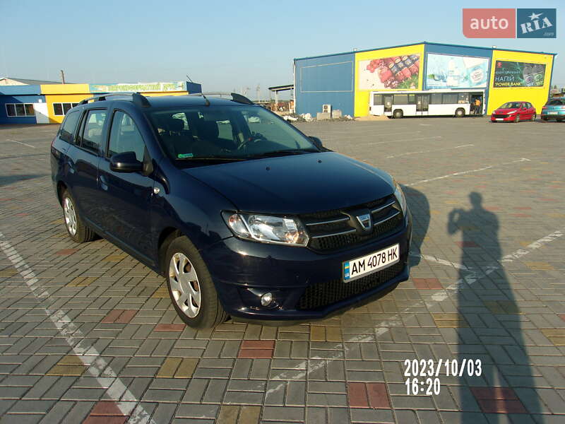 Седан Dacia Logan 2013 в Житомирі