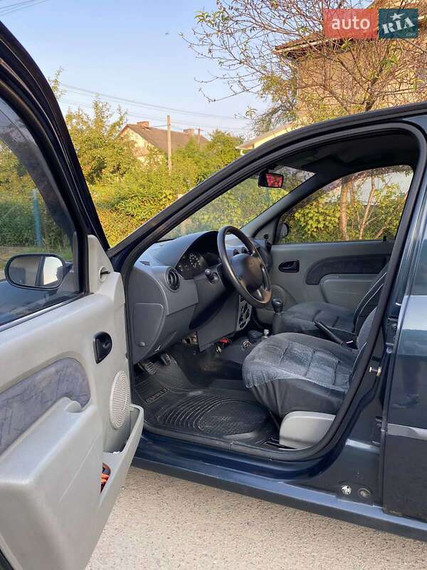 Седан Dacia Logan 2006 в Самборе фото 5 Седан Dacia Logan 2006 в Самборе