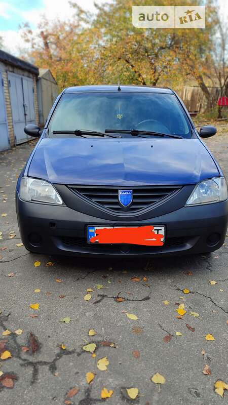 Седан Dacia Logan 2006 в 