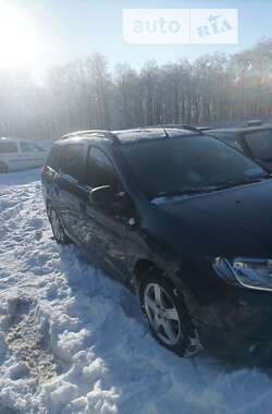 Седан Dacia Logan 2013 в Львове