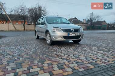 Седан Dacia Logan 2009 в Знаменке