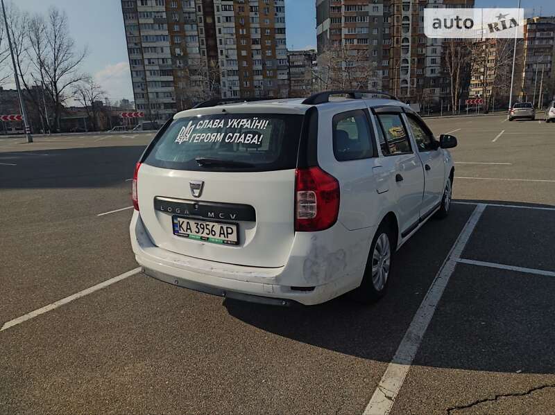 Седан Dacia Logan 2016 в Киеве