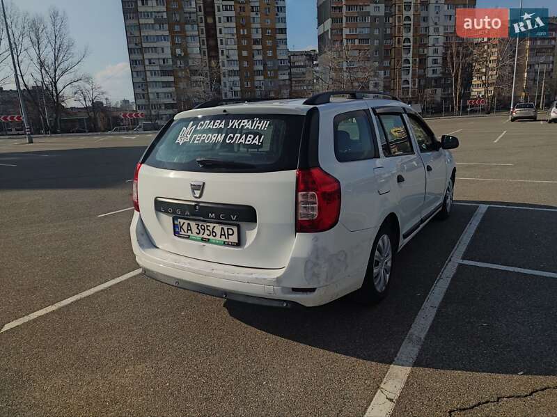 Седан Dacia Logan 2016 в Киеве