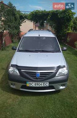 Седан Dacia Logan 2008 в Львові