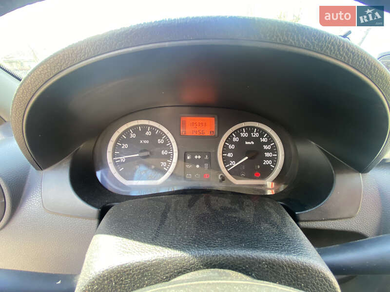 Седан Dacia Logan 2006 в Жашкове фото 8 Седан Dacia Logan 2006 в Жашкове