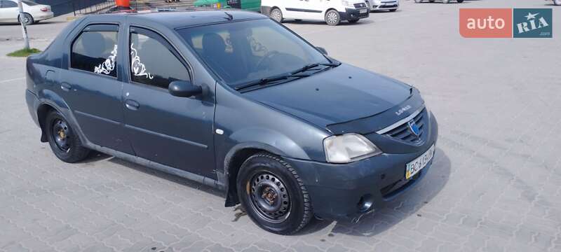 Седан Dacia Logan 2008 в Золочеве