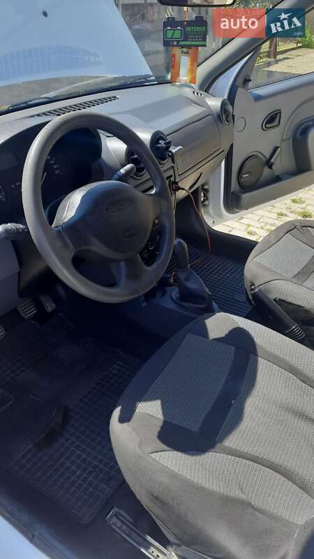 Седан Dacia Logan 2007 в Ужгороде фото 10 Седан Dacia Logan 2007 в Ужгороде