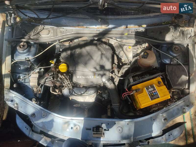 Седан Dacia Logan 2007 в Коростене