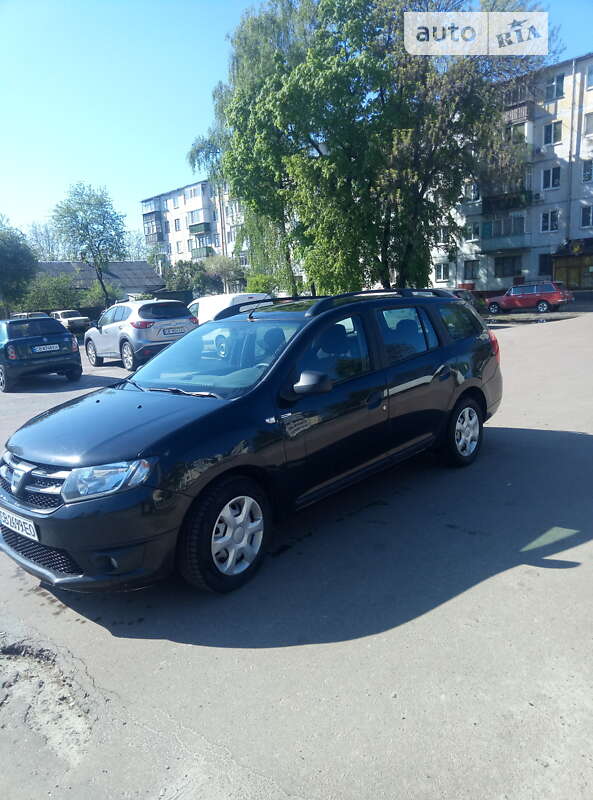 Седан Dacia Logan 2016 в Чернигове