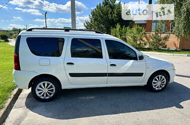 Седан Dacia Logan 2010 в Полтаві