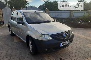 Седан Dacia Logan 2008 в Виннице