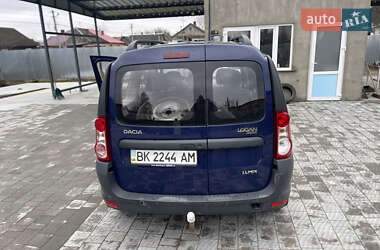 Седан Dacia Logan 2009 в Сарнах